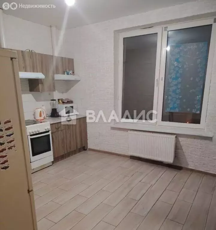 3-комнатная квартира: Красногорск, бульвар Космонавтов, 8 (77 м) - Фото 1