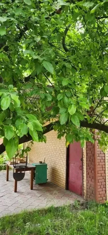 Таунхаус в Ростовская область, Шахты ул. Южное крыло (150 м) - Фото 1