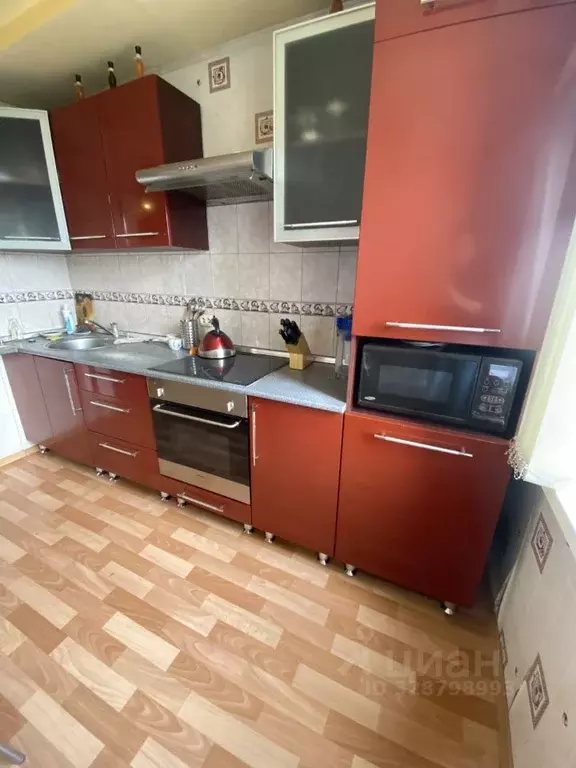 3-к кв. Челябинская область, Челябинск ул. Молодогвардейцев, 61 (65.0 ... - Фото 2