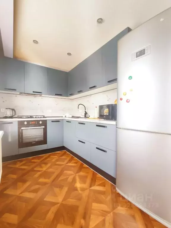 3-к кв. Вологодская область, Череповец ул. Леднева, 1 (59.2 м) - Фото 1