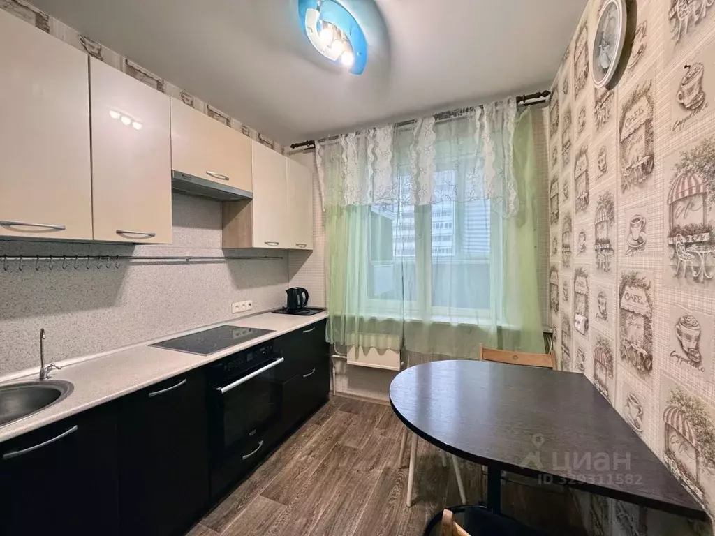 2-к кв. Свердловская область, Екатеринбург ул. Черепанова, 34 (47.7 м) - Фото 1
