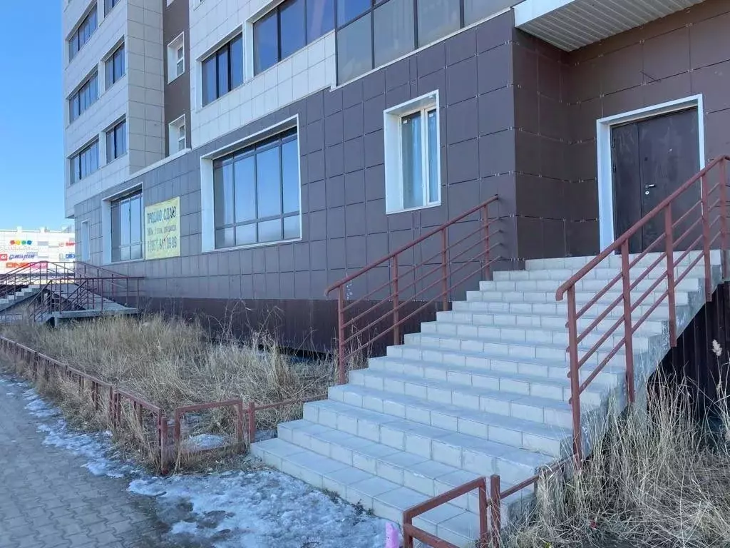 Помещение свободного назначения в Саха (Якутия), Якутск ул. Автострада ... - Фото 1