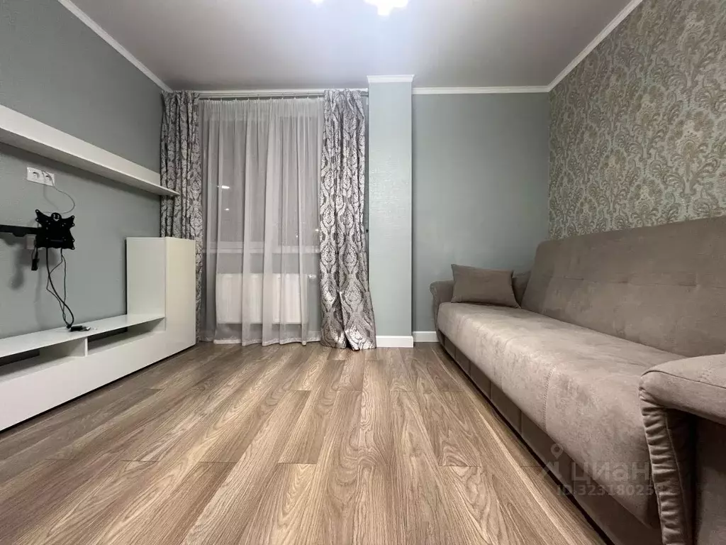 2-к кв. Свердловская область, Екатеринбург ул. Шейнкмана, 86А (55.0 м) - Фото 2