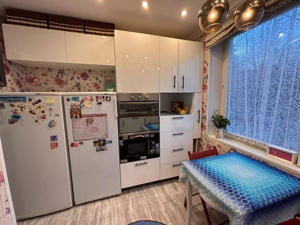 3-к кв. Москва, Москва, Московский г. 1-й мкр, 24 (65.0 м) - Фото 2