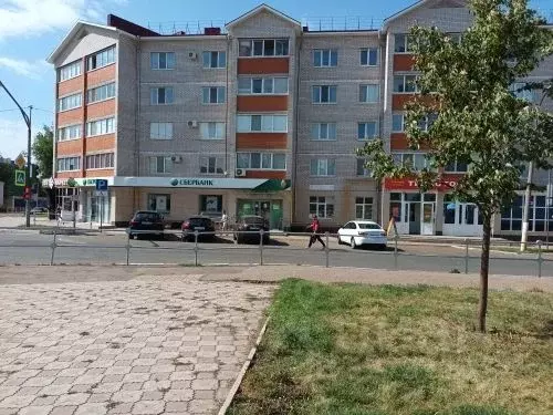 Помещение свободного назначения в Башкортостан, Кумертау ул. Мажита ... - Фото 1