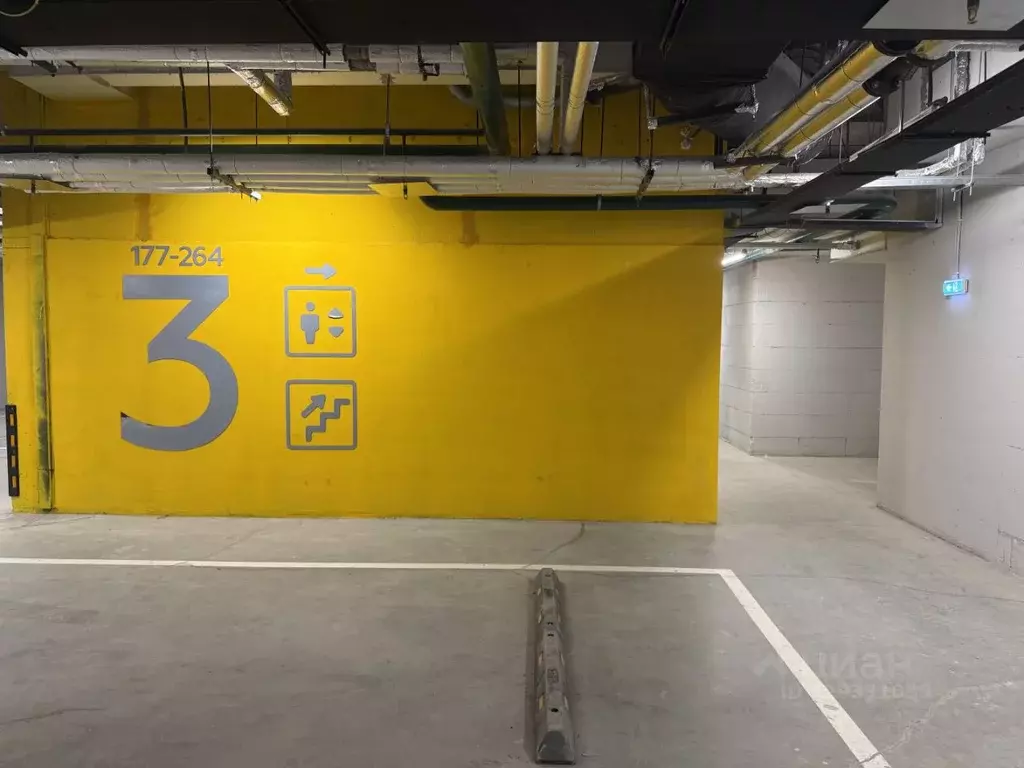 Гараж в Москва Скандинавия жилой комплекс, 37.1.1 (3 м) - Фото 1