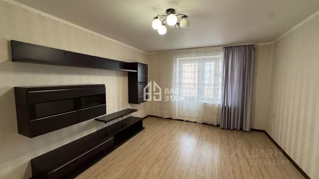 2-к кв. Калужская область, Калуга ул. Генерала Попова, 8А (74.0 м) - Фото 1