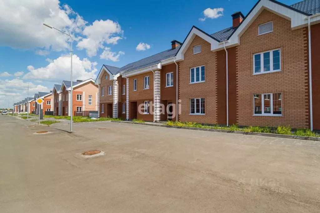 Таунхаус в Тюменская область, Тюмень ул. Алексея Рогожина (143 м) - Фото 1