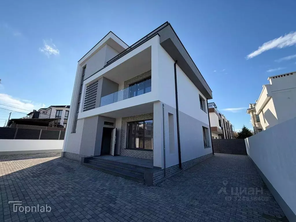 Дом в Краснодарский край, Геленджик ул. Майи Осичевой (322 м) - Фото 1