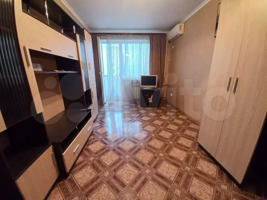 1-к. квартира, 43 м, 2/5 эт. - Фото 1