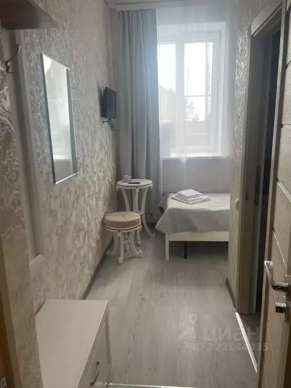 Комната Смоленская область, Вязьма ул. 25 Октября, 34 (10.0 м) - Фото 1