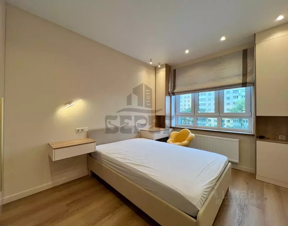 3-к кв. Башкортостан, Уфа Айская ул., 61 (68.0 м) - Фото 0