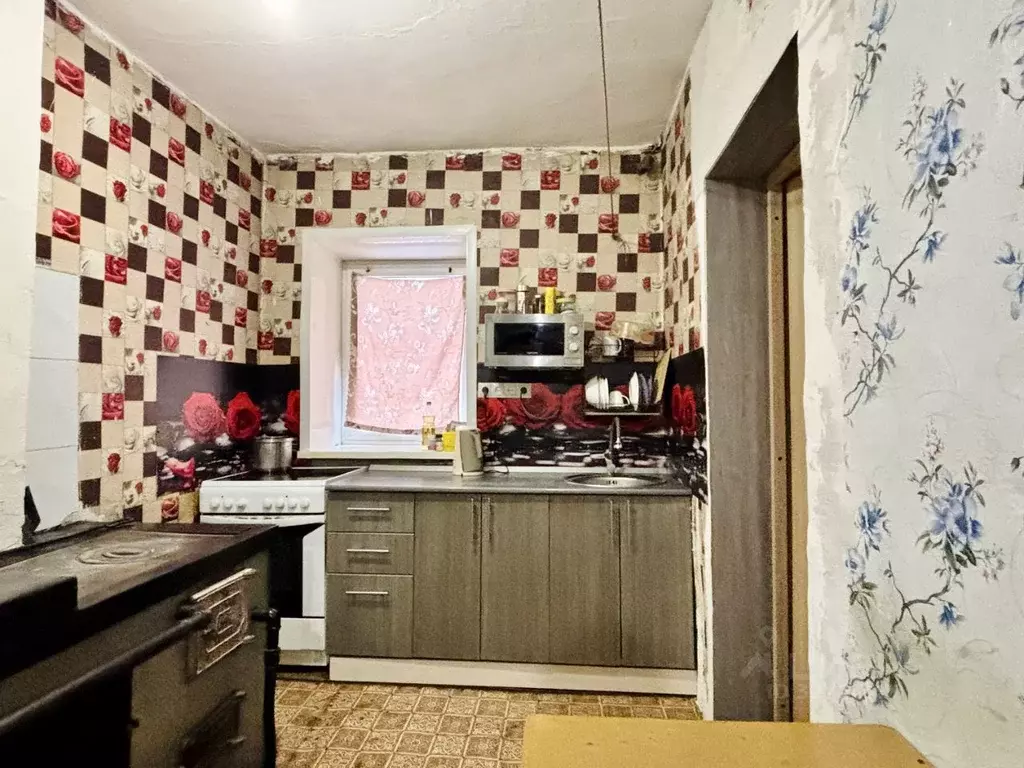 Дом в Кемеровская область, Прокопьевск Юрэсовская ул. (35 м) - Фото 1