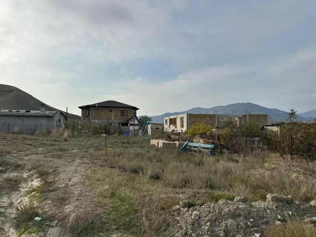 Участок в Крым, Судак ул. Манджил (5.8 сот.) - Фото 1