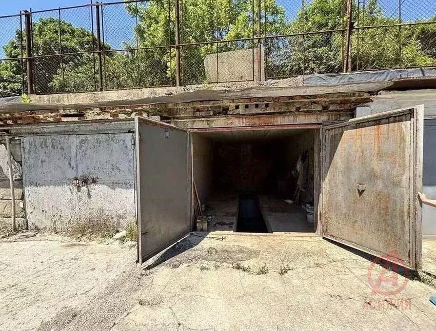 Гараж в Краснодарский край, Новороссийск ул. Видова, 156 (20 м) - Фото 1