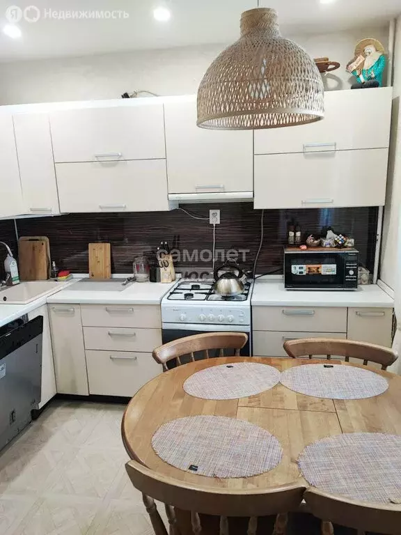3-комнатная квартира: Ярославль, улица Калинина, 39 (67 м) - Фото 0