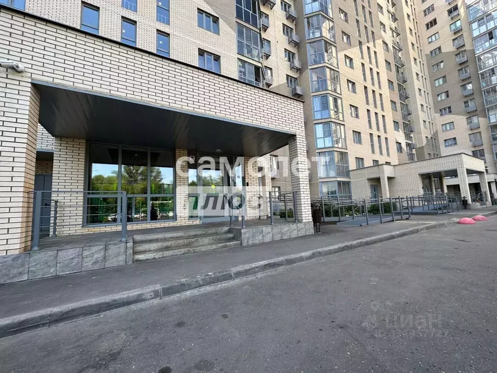 1-к кв. Московская область, Химки ул. Академика Грушина, 10 (50.3 м) - Фото 2