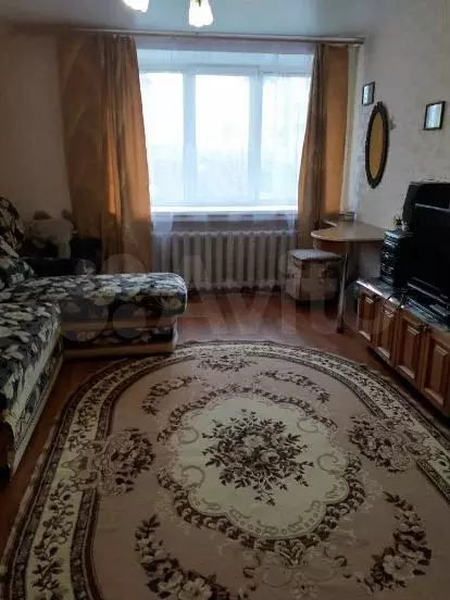 1-к. квартира, 40 м, 1/9 эт. - Фото 0