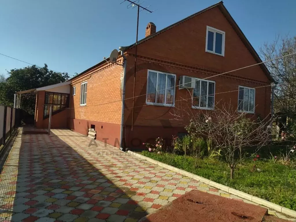 Дом в Краснодарский край, Хадыженск Апшеронский район, Хребтовая ул. ... - Фото 1