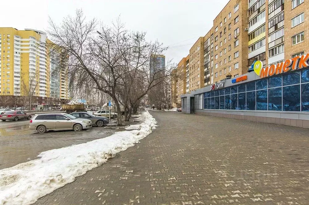 Торговая площадь в Свердловская область, Екатеринбург ул. Токарей, 27 ... - Фото 1