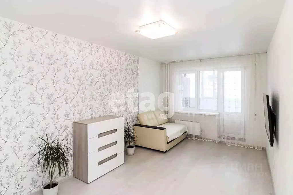 1-к кв. Тюменская область, Тюмень ул. Стартовая, 5 (35.4 м) - Фото 1