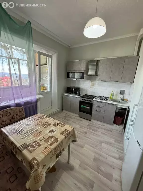 1-комнатная квартира: Нерюнгри, проспект Ленина, 20 (37 м) - Фото 0