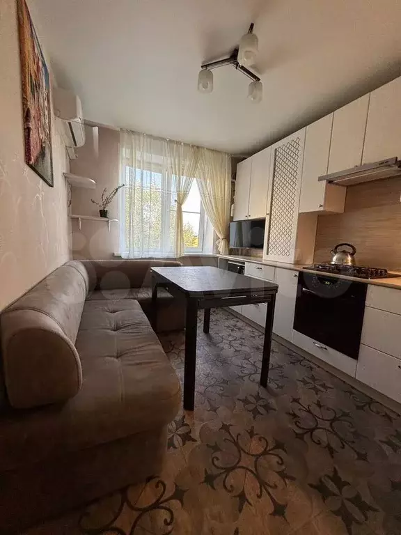 1-к. квартира, 33,3 м, 3/3 эт. - Фото 0