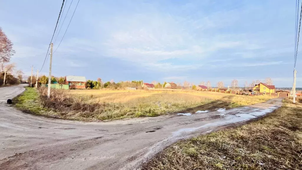 Участок в Калужская область, Жуковский муниципальный округ, д. ... - Фото 1