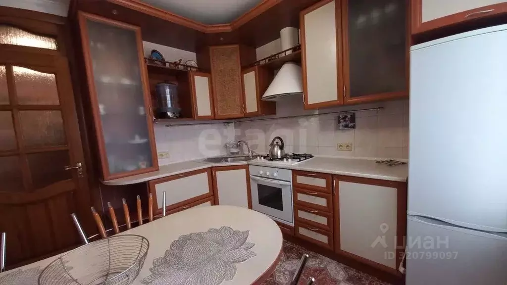 2-к кв. Крым, Симферополь ул. Беспалова (50.6 м) - Фото 1