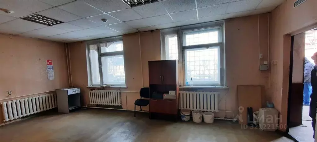 Помещение свободного назначения в Брянская область, Брянск Московский ... - Фото 0