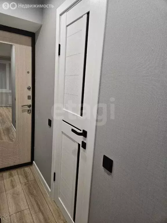 Квартира-студия: посёлок городского типа Стройкерамика, улица ... - Фото 1