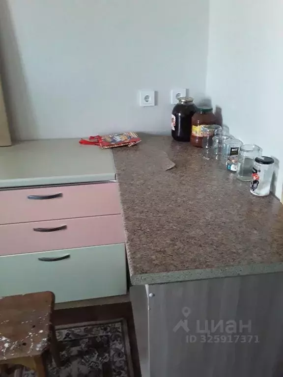 Комната Омская область, Омск ул. Декабристов, 157 (18.0 м) - Фото 2