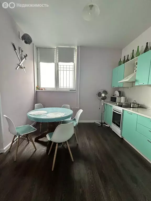 2-комнатная квартира: Уфа, улица Шмидта, 41 (56 м) - Фото 1