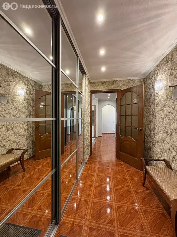 3-комнатная квартира: Пермь, улица Луначарского, 105 (63.6 м) - Фото 0