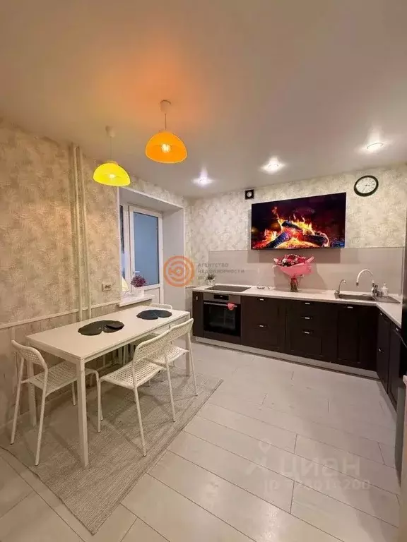 2-к кв. Тюменская область, Тюмень ул. Серова, 23 (61.0 м) - Фото 1