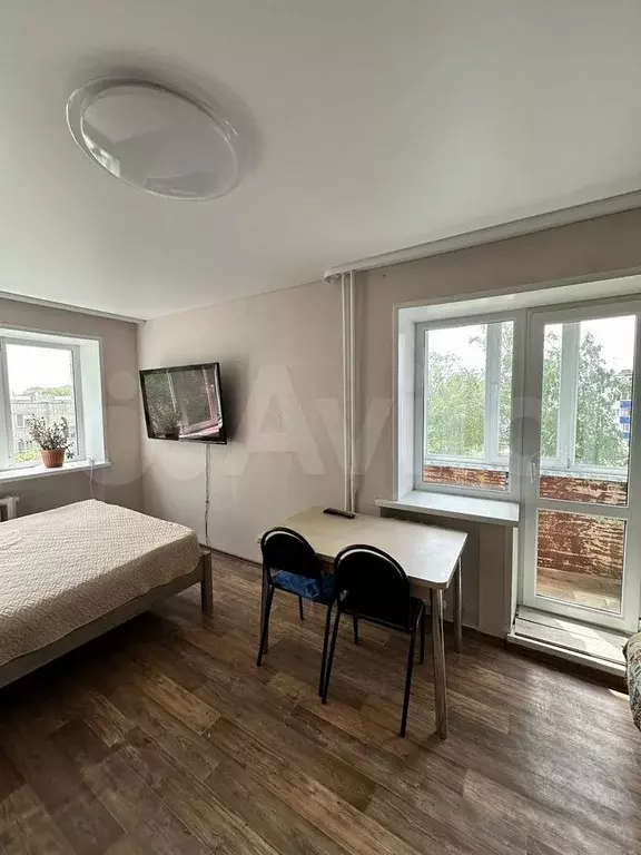 1-к. квартира, 32 м, 4/5 эт. - Фото 0