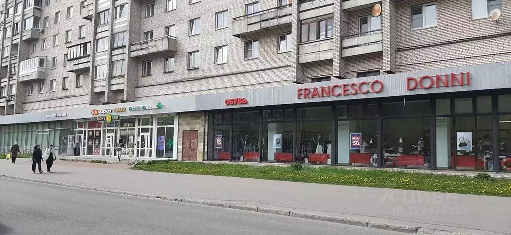 Торговая площадь в Санкт-Петербург ул. Димитрова, 20К1 (300 м) - Фото 1