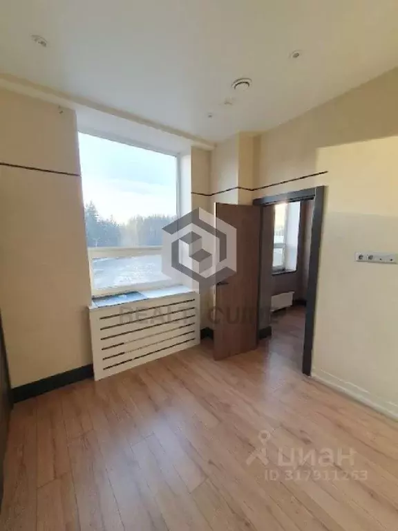 Офис в Московская область, Химки городской округ, д. Дубровки ул. ... - Фото 1
