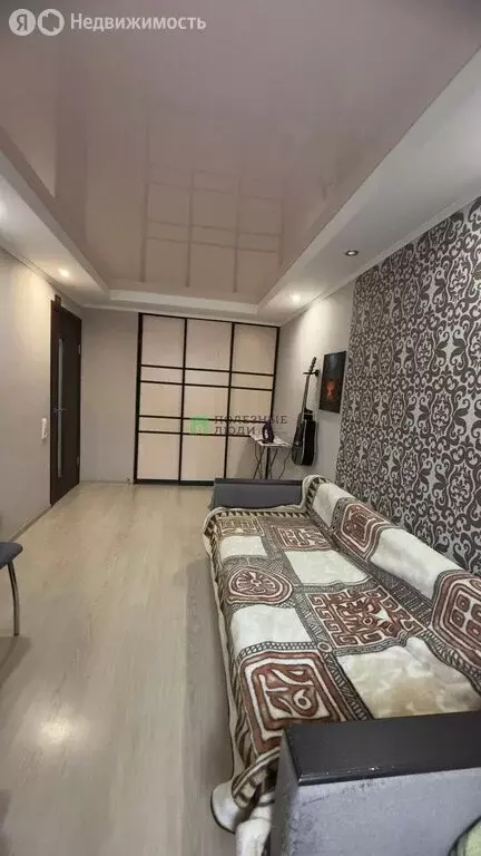 2-комнатная квартира: Зеленодольск, улица Ивана Заикина, 10 (45.7 м) - Фото 1