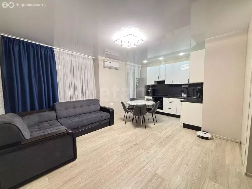 2-комнатная квартира: Ульяновск, проспект Нариманова, 38 (71.5 м) - Фото 1