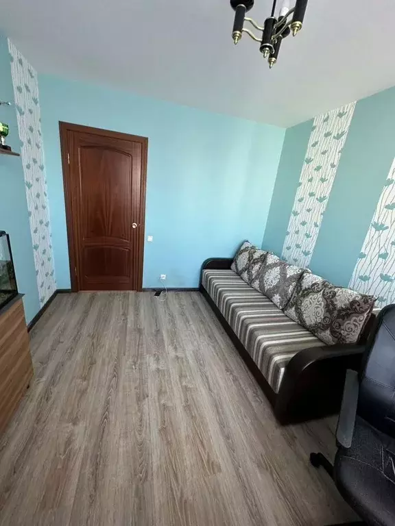 3-к кв. Ленинградская область, Кингисепп ул. Химиков, 9 (80.0 м) - Фото 1