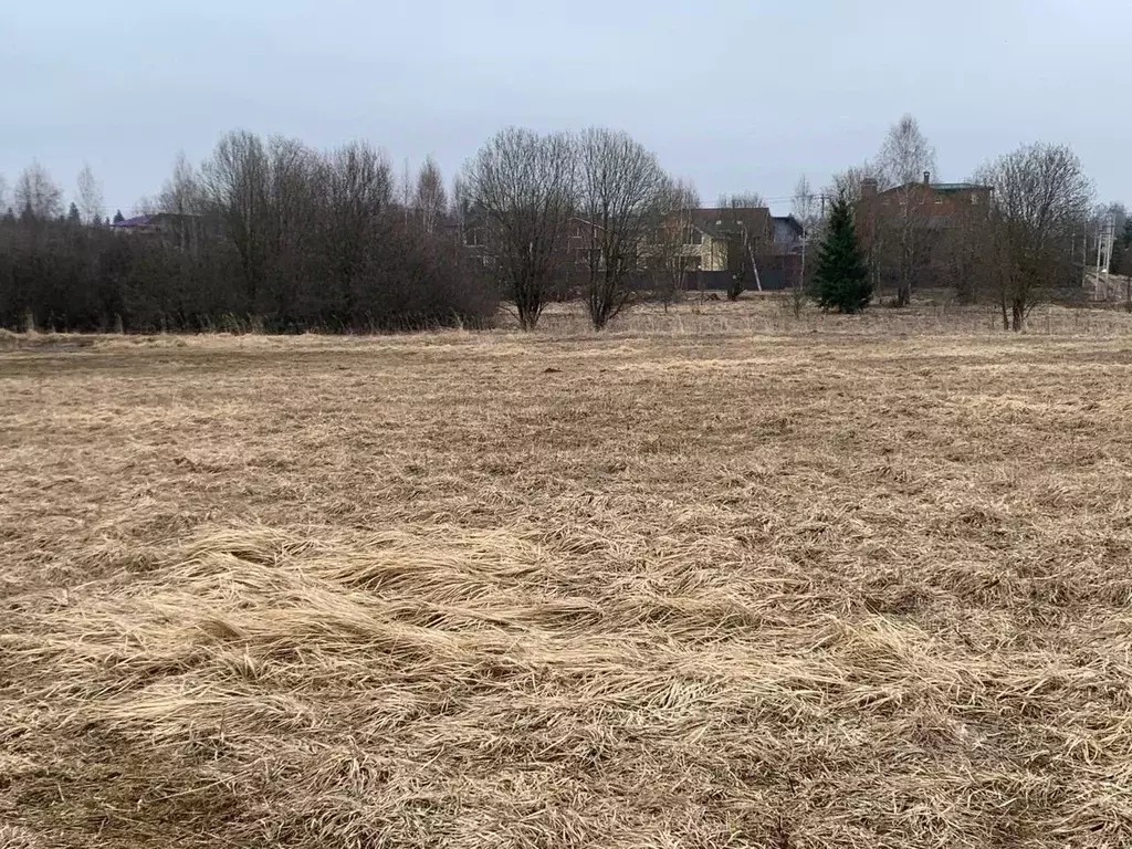 Участок в Московская область, Истра муниципальный округ, д. ... - Фото 0