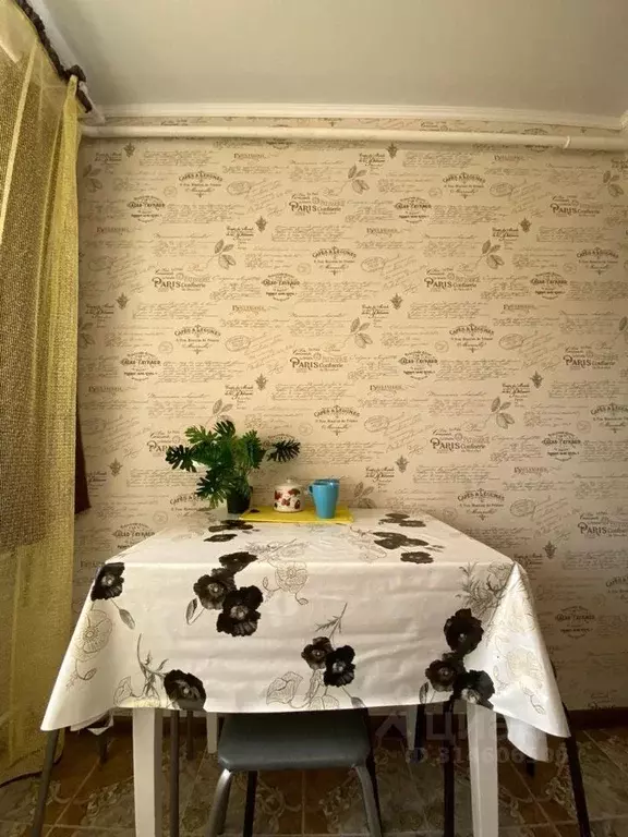 1-к кв. Астраханская область, Астрахань просп. Бумажников, 17 (40.0 м) - Фото 0
