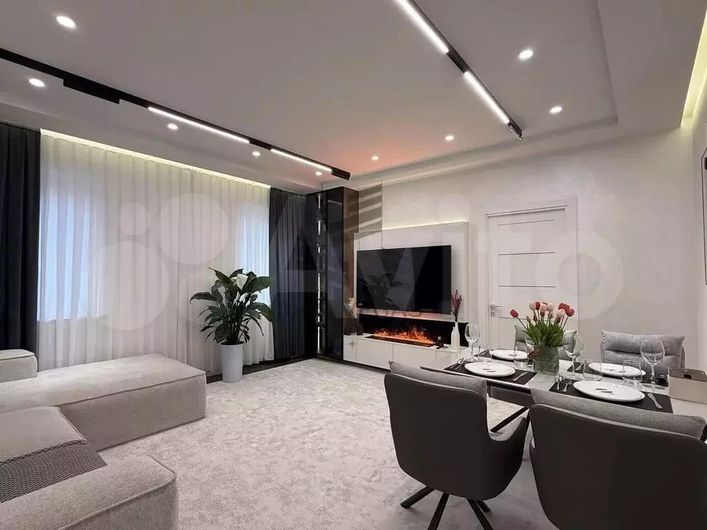 3-к. квартира, 90 м, 8/17 эт. - Фото 0