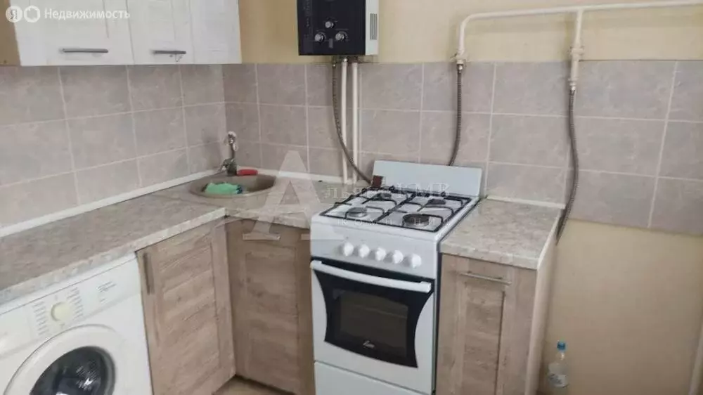 1-комнатная квартира: Георгиевск, улица Строителей, 17 (30 м) - Фото 1