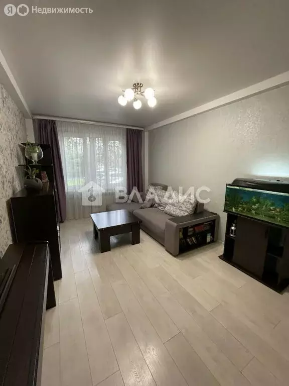 3-комнатная квартира: Санкт-Петербург, Народная улица, 59 (63 м) - Фото 2