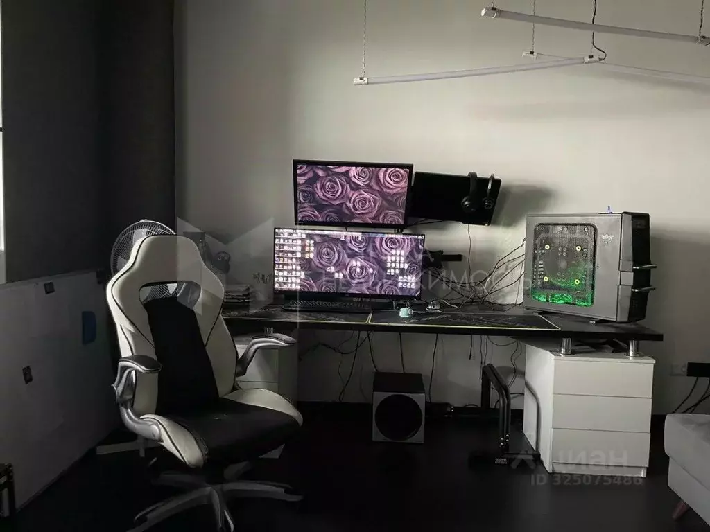 2-к кв. Тюменская область, Тюмень Интернациональная ул., 199к1 (48.0 ... - Фото 1