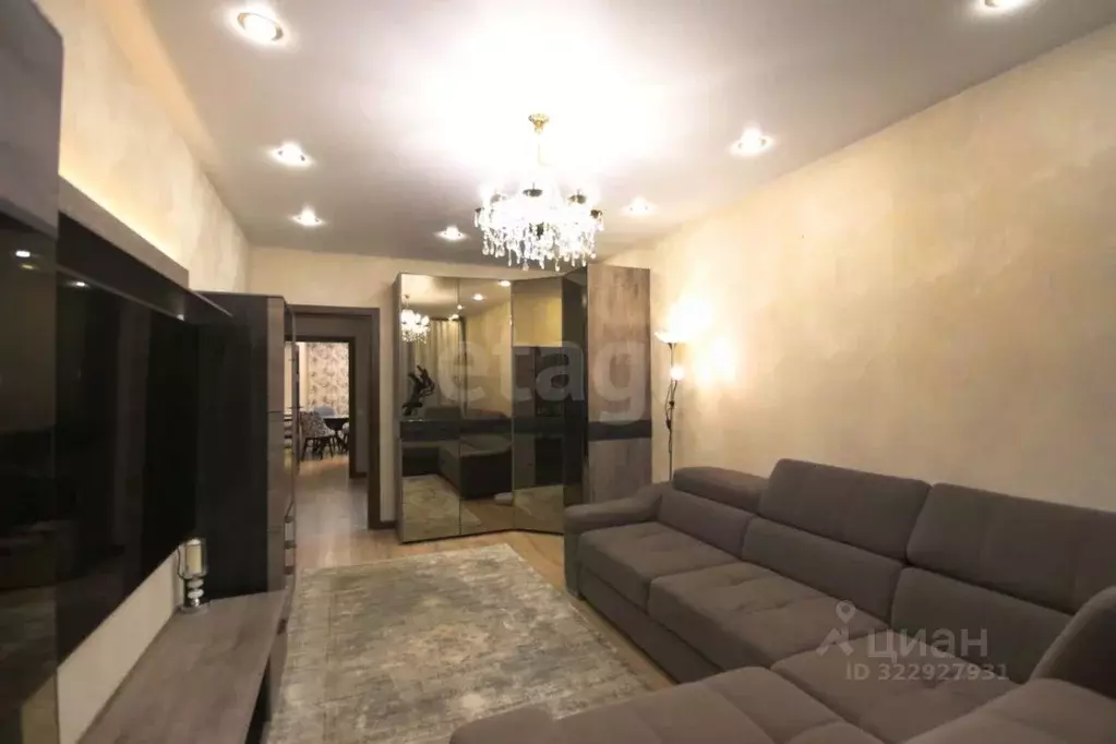 3-к кв. Ямало-Ненецкий АО, Новый Уренгой Созидателей мкр, 4/1 (77.7 м) - Фото 1