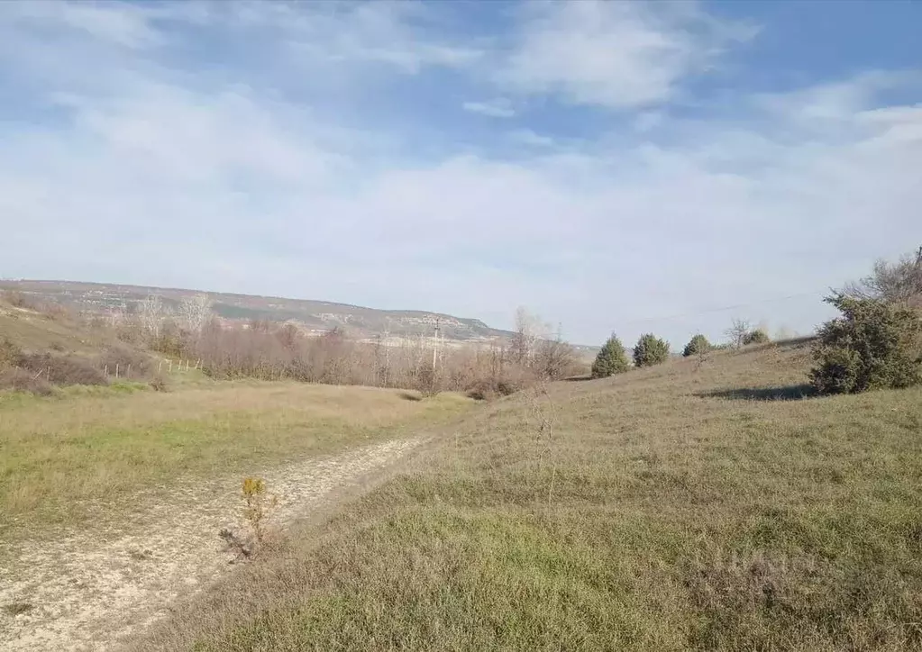 Участок в Крым, Бахчисарайский район, Красномакское с/пос, с. Холмовка ... - Фото 1