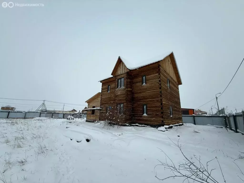 Дом в Республика Саха (Якутия), городской округ Жатай, рабочий посёлок ... - Фото 1